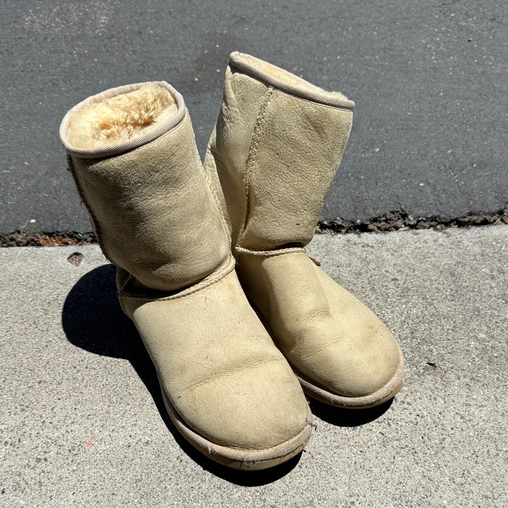 UGG Classic Short Shearling-Lined Boots - Cream